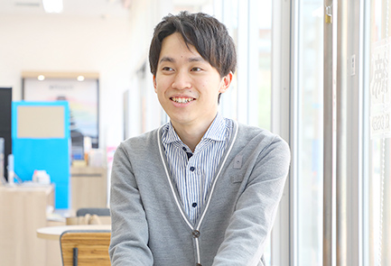 写真：インタビュー写真